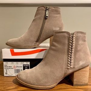 Blondo Watetproof Biege Suede Ankle Boots